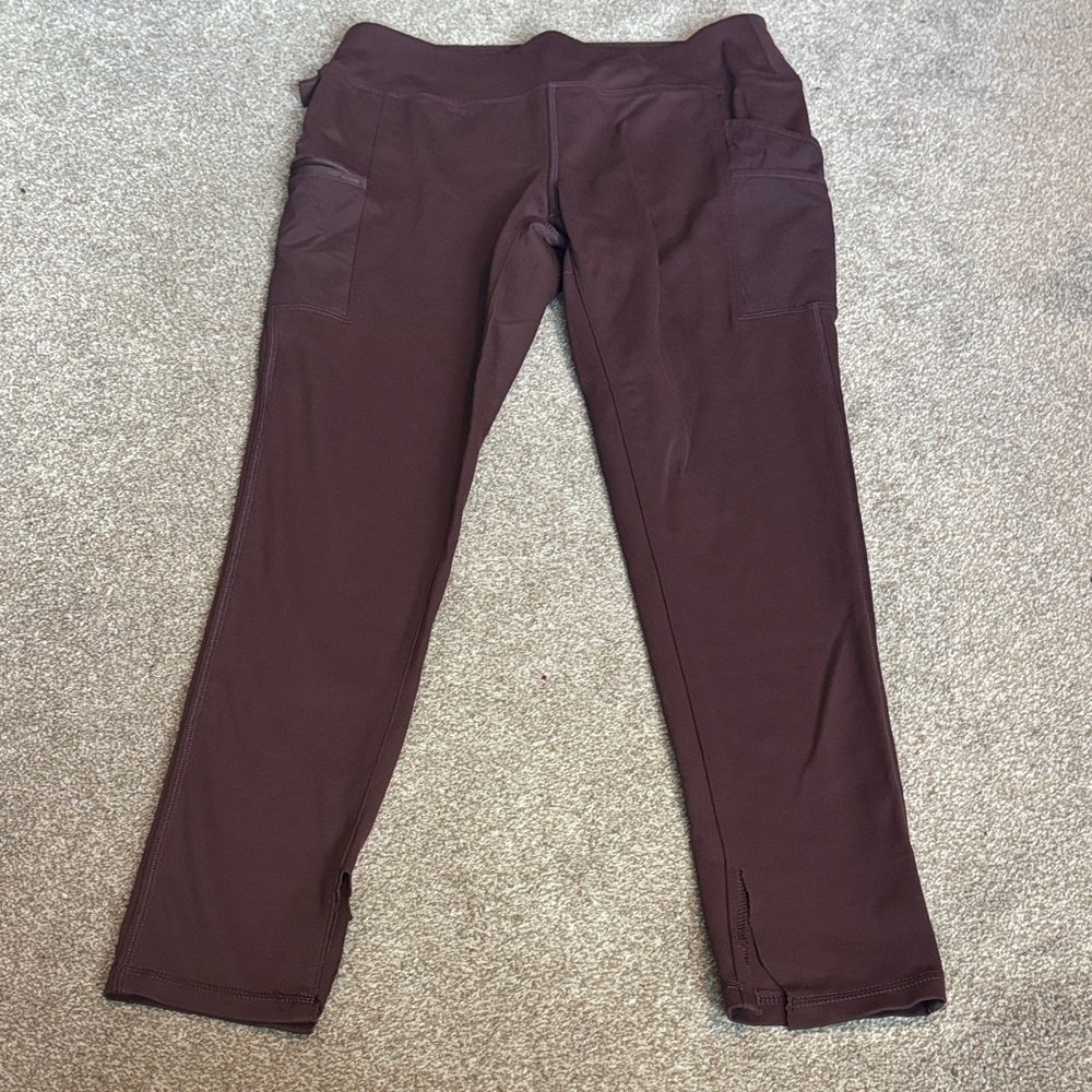 Carhartt Women’s Leggings size medium flaw bottoms cut